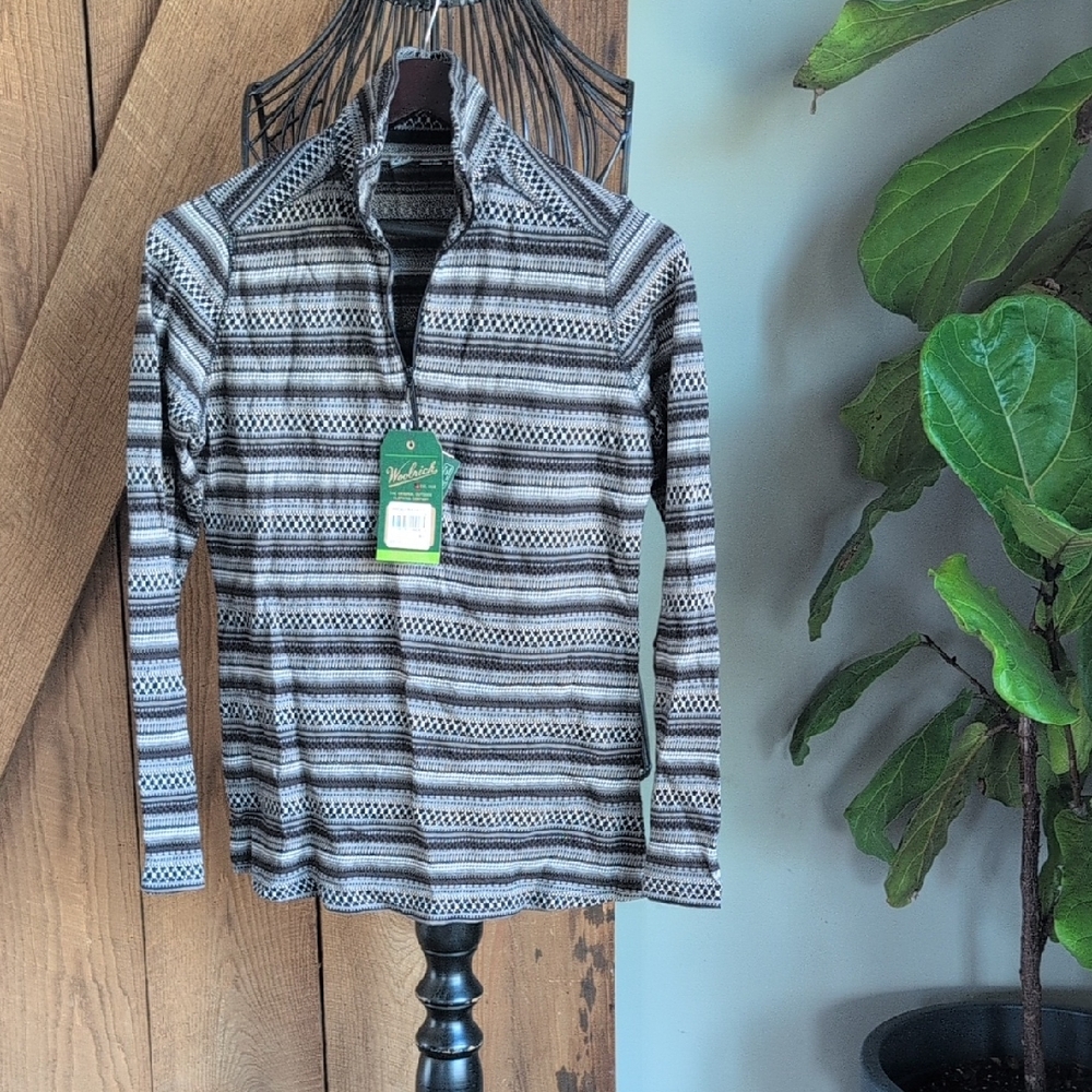Woolrich Black and Gray Patterned Sweater